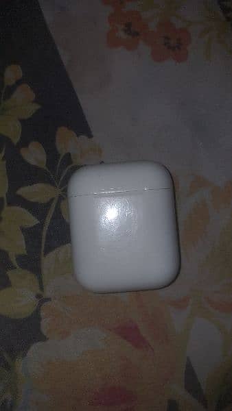 Apple airpods generation-2 0