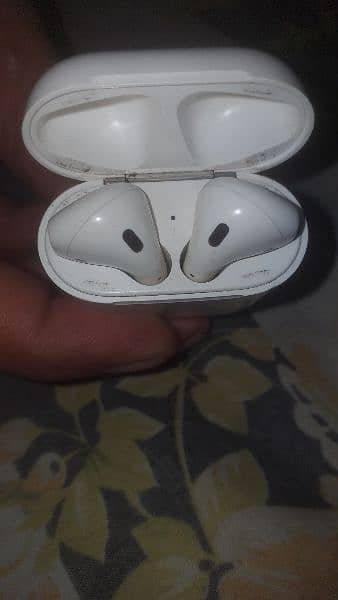 Apple airpods generation-2 2