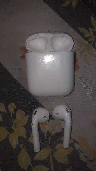 Apple airpods generation-2 3