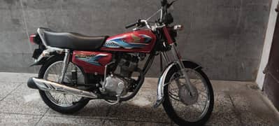 Honda 125.03123646875