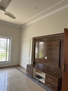 10 Marla Luxury Upper Portion for Rent in Fazaia Phase 1 2 Beds, Separate Entrance