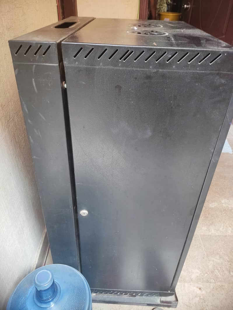 Combo Deal Networking Rack, Switch and Router 3