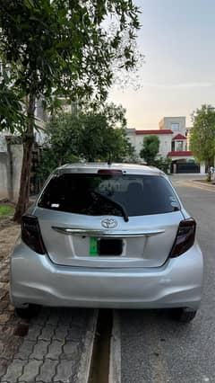Toyota Vitz spider shape well maintained