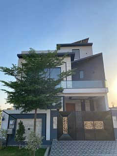 Brand New Facing Park 5 Marla House For Sale