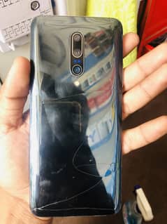 Panel original back carak ha  ager kisi ny exchange ha to kar la hue