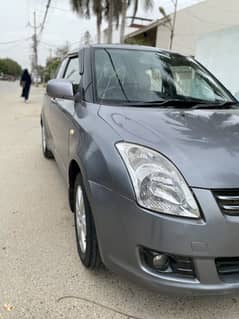 Suzuki Swift DLX Automatic 2016.