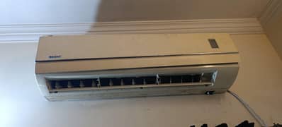 orient split AC cool 1.5 ton good condition