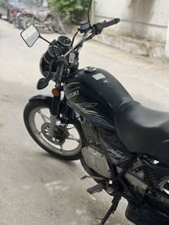Suzuki gs 150