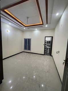 3marla flat available for rent