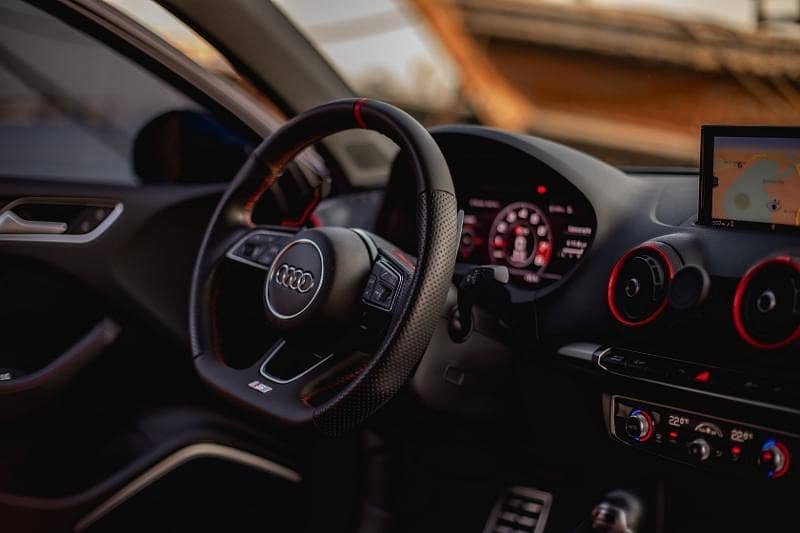 Audi DaskBoard Avaliable - A3 , A4 3