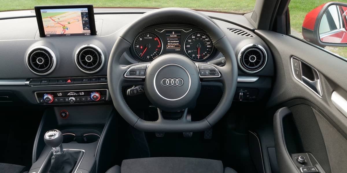 Audi DaskBoard Avaliable - A3 , A4 6