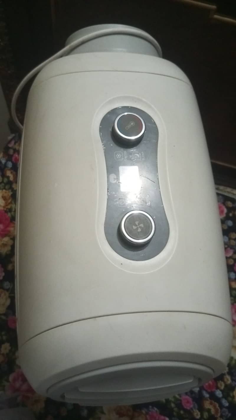 Tecno portable ac good condition only 2month use 3