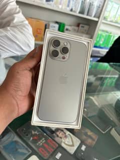 I phone 15 pro max | 256 gb | LLA model |