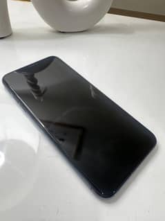 Iphone 11 pro max 256gb with box. Non PTA.
