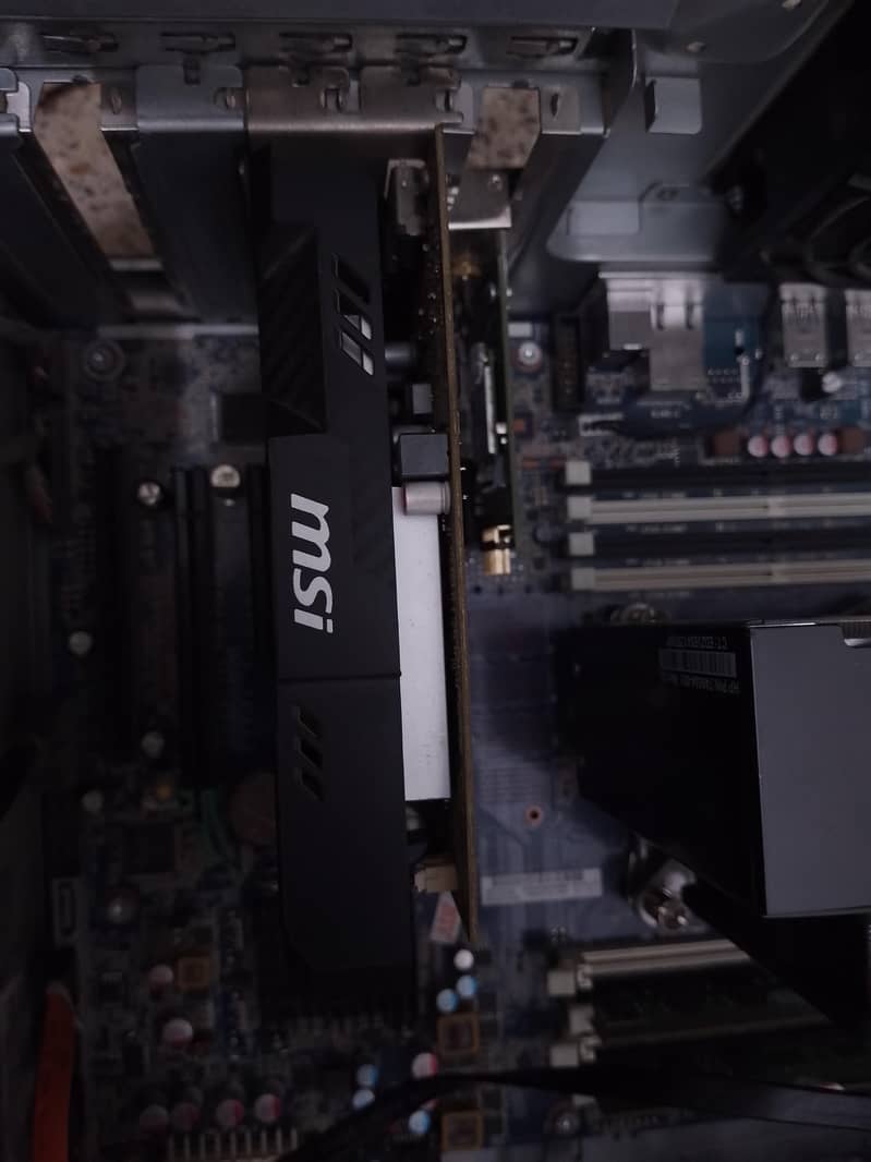 RX 560 2GB GPU DDR5 | No Opened and No Repaired. 4