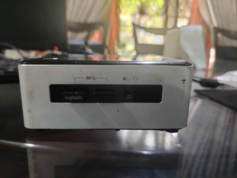 Intel NUC mini PC Core I3 5Th. Generation 5