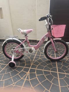 A good condition bicycle  1yard  ago
