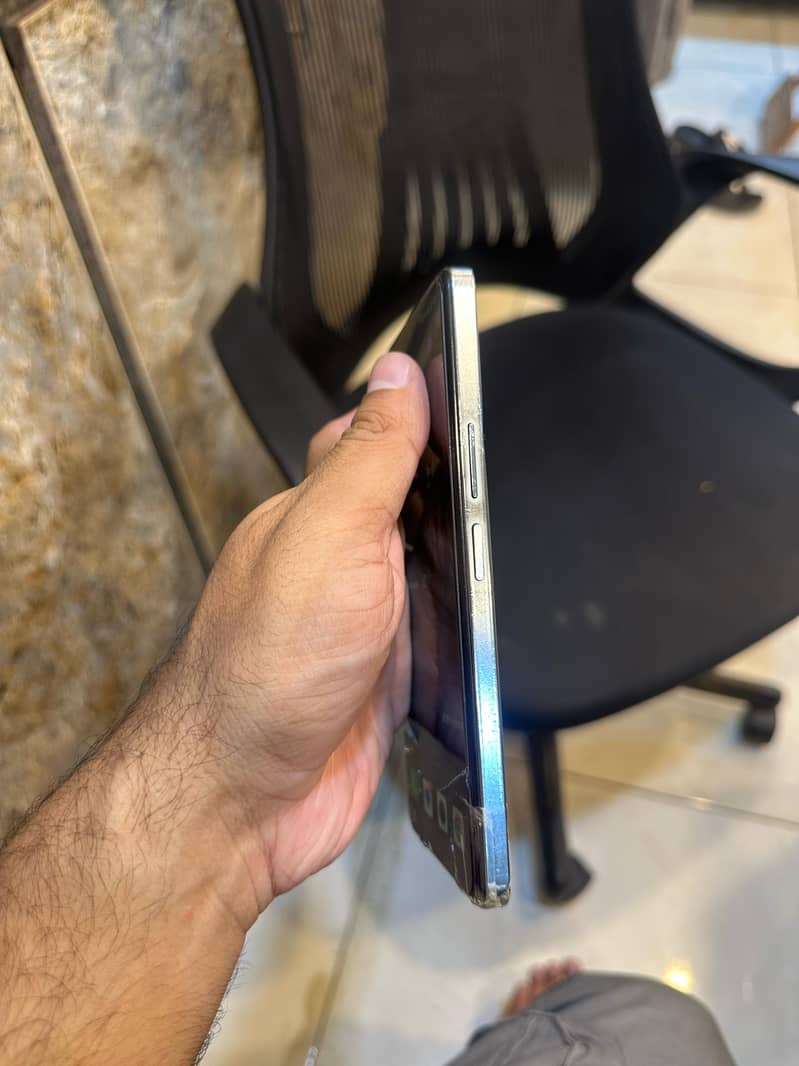 Infinix note 12 Vip With Box and adapter only 3