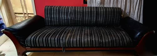 Budget-friendly sofa - Master Molty foam