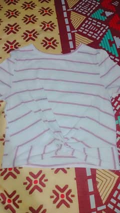 Stylish Used Crop Tops for Women – Good Condition