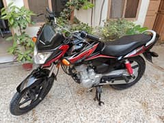 Honda CB 125F 2023