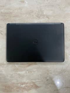 Dell Latitude E7250 Core I7 4GB 512SSD