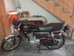 Honda 125 self start 2019 model  contact 03096595914