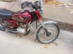 Iseb bike 2017 model good injan koi kam ne hone wala
