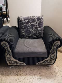 Stylish 7-Seater Sofa Set for Sale – Excellent Condition!