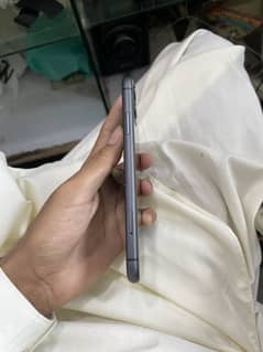 IPHONE 11 JV