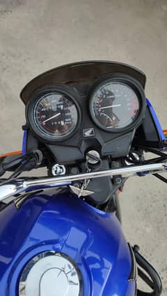 Honda cbf 125
