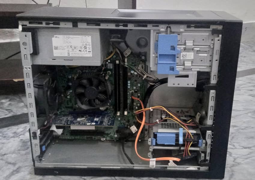 Core i5 7th Gen CPU – Free Keyboard & Mouse 3