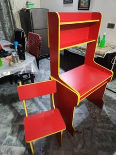 Kids Study Table