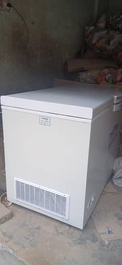 Waves Freezer