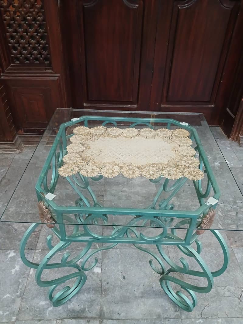 centre table with 2 side tables 1