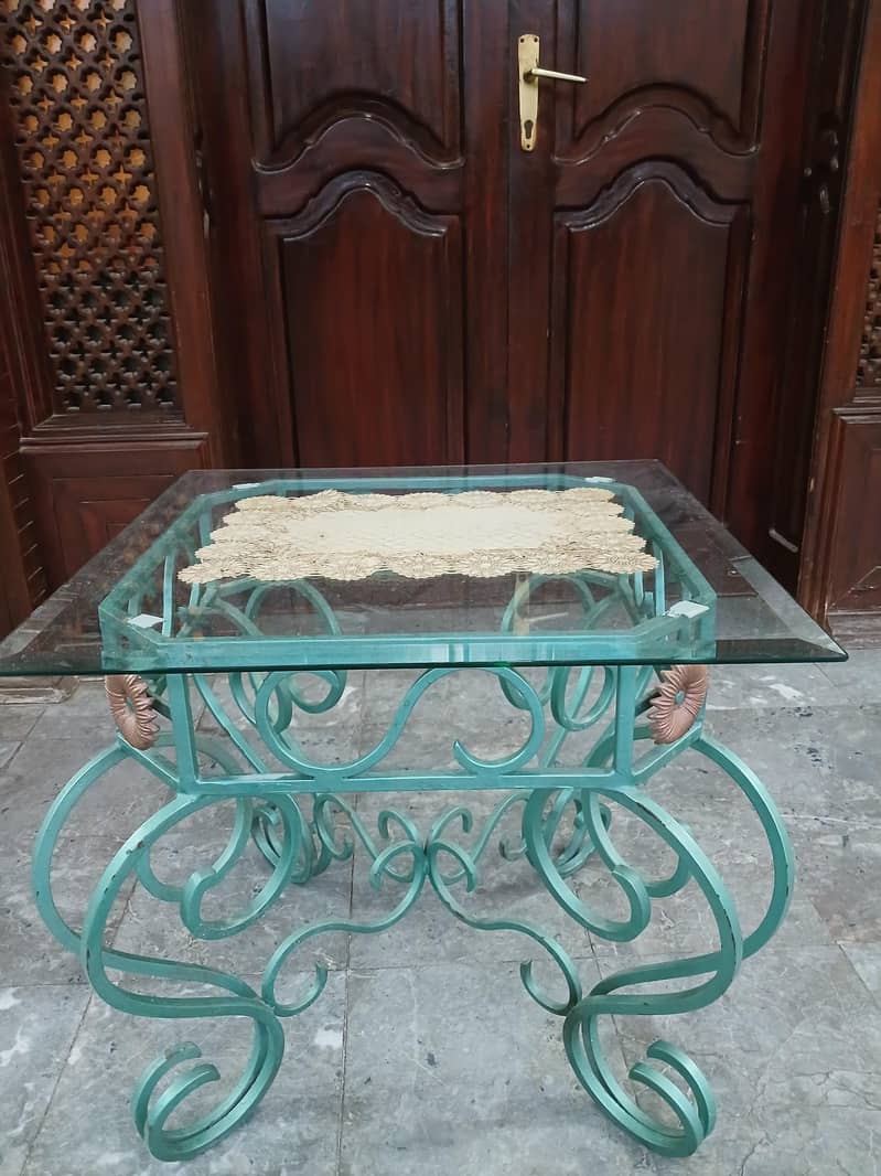 centre table with 2 side tables 2