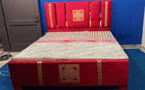 velvet poshis Bed