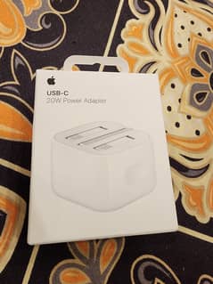 iphon original charger USB-C 20W POWER ADAPTER