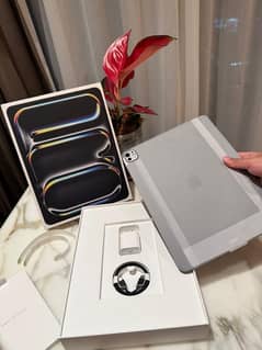 Apple iPad Pro M4 2024 model New box pack
