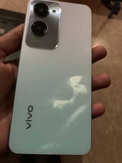 vivo y 18