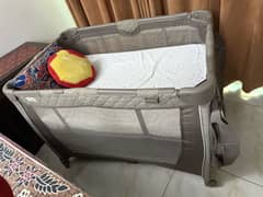 Travel cot Tinnies