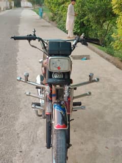 125 motorcycle