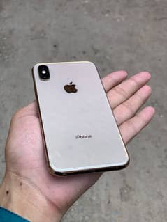 I phone xs golden colour 10by 9.5