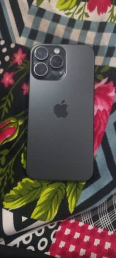 15 pro max , black titanium , 256gb , jv , 90% battery health