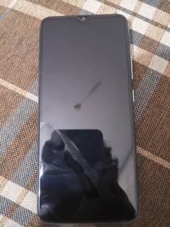realme C21