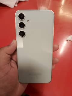 samsung s23fe with box and charger 10 by 10 condition cipid