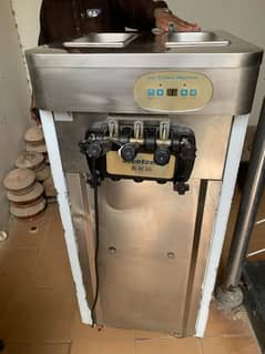 Ice cream machine