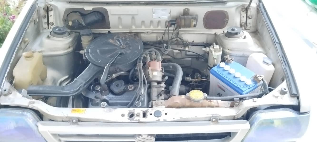 Mehran 08 model Lahore number 13