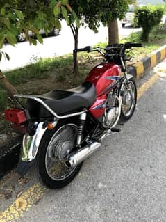 SUZUKI GS 150
