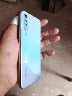 vivo s1 8GB 256 GB pen pack